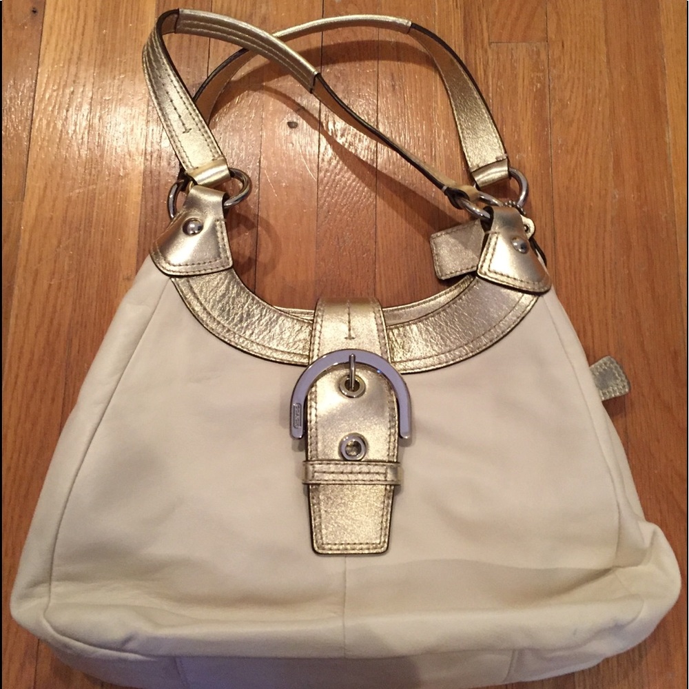 Coach Purse *Host Pick*